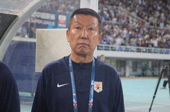 国产精品多人