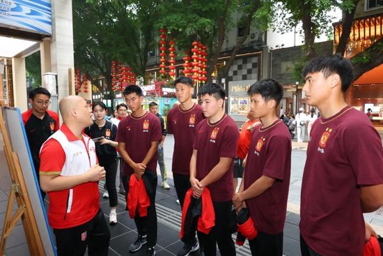 麻豆国产在线播放