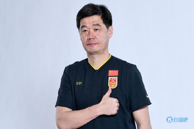 女老师香肠派对